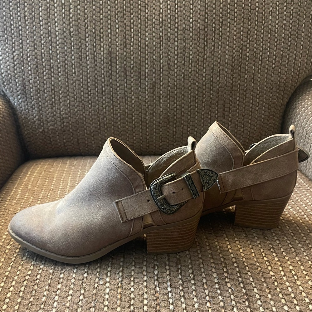 Women’s Fergalicious Taupe Ankle Booties with Buckle for Fall